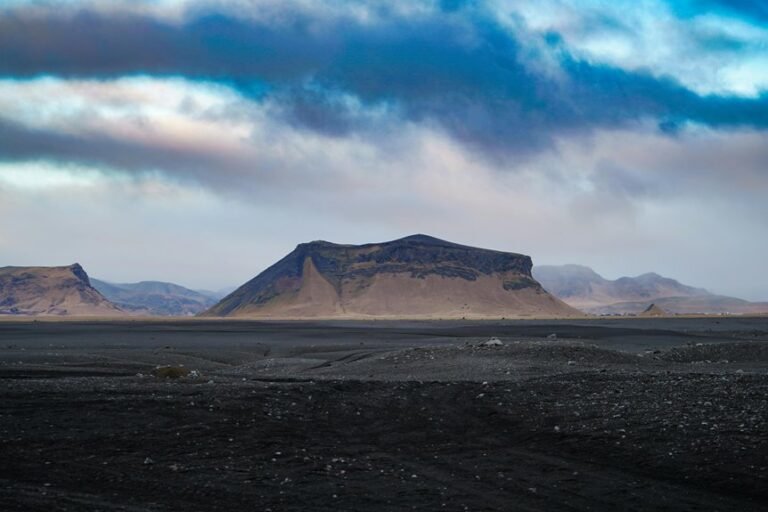 explore ummagurau s features